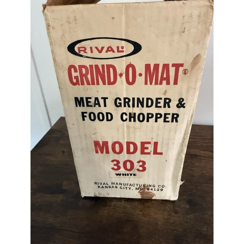 VTG Rival grind-o-mat 303 sh White Grinder/Food Chopper Manual Suction Complete